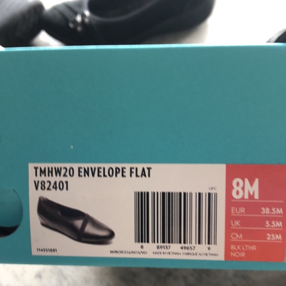 COPY - NIB Classic leather ballet flats. - Picture 4 of 4